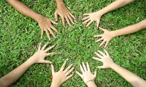 Necesitas algo? ¡Aquí estamos!
Tu vida más fácil, con soluciones a medida para ti y tu familia.

⸻

🇫🇷 Français

Besoin de quelque chose ? Nous sommes là !
Votre quotidien simplifié, avec des solutions adaptées à vous et à votre famille.